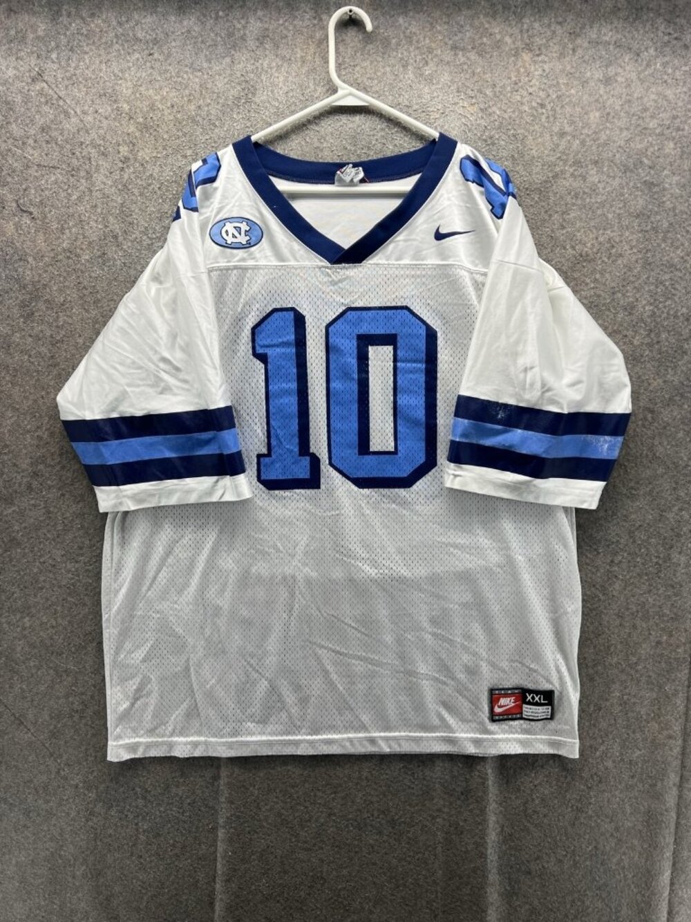North Carolina Tar Heels Jersey Mens 2XL White NCAA Football Nike #10 Mesh